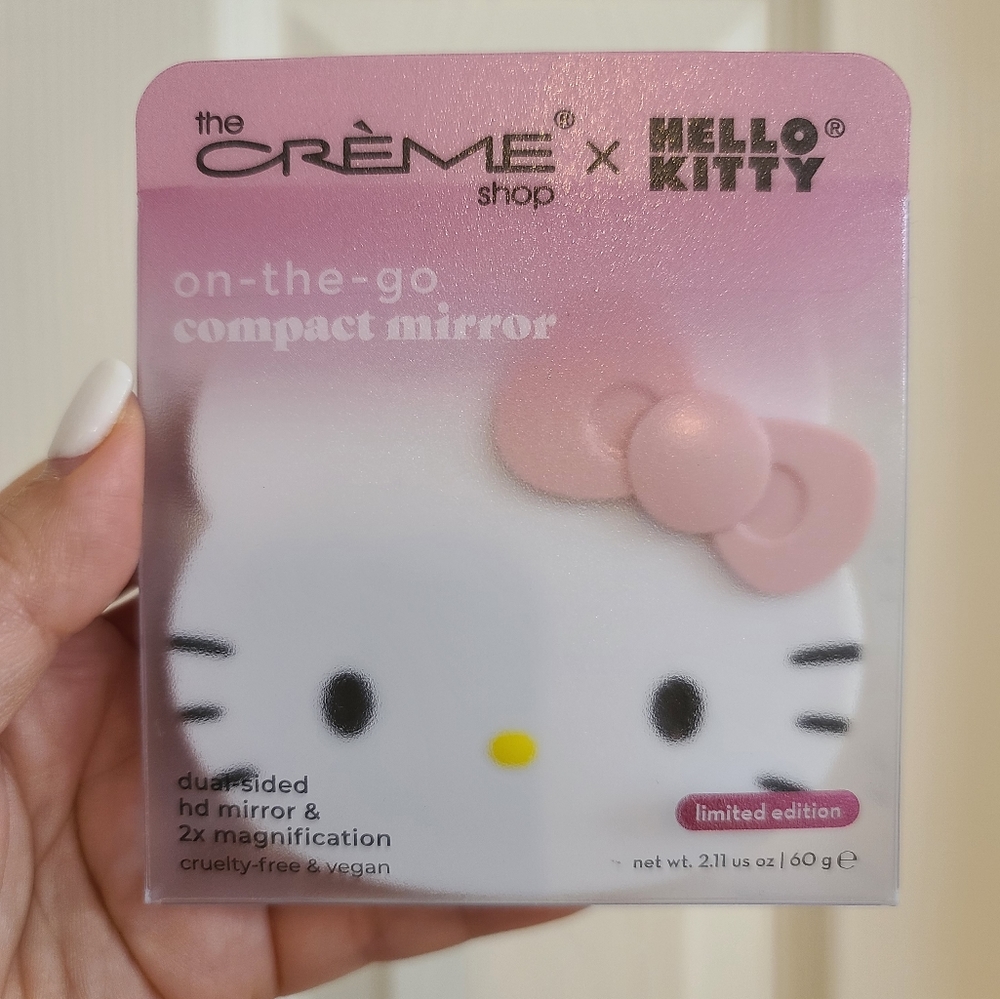 Hello Kitty×Creme Shop On-The-Go Compact Mirror Limited Edition!